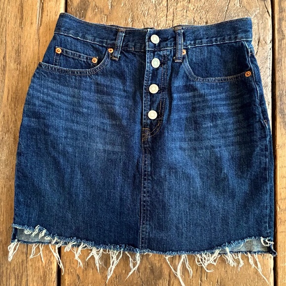 GAP Dark Denim Cut Off Mini Skirt - Picture 1 of 3